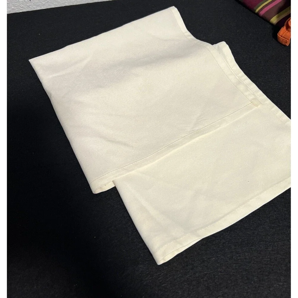 Vintage Large Dinner Napkins, Off White, Linen, Solid Hem 19x19” 4 Total